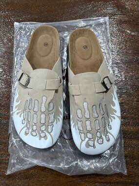 Skeleton Clogs by Cloggs sz 47  US 13 NEW White Tan backless slip on shoes Men's